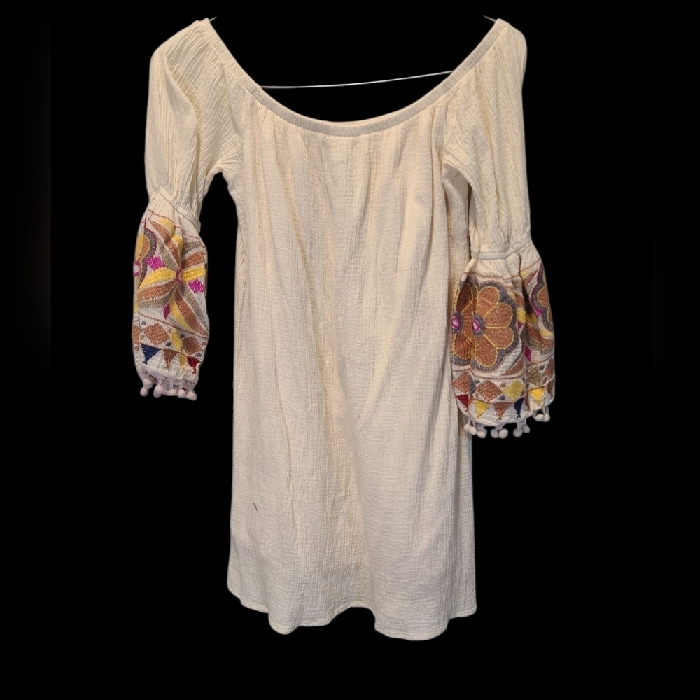 Vava by Joy Han Cream Embroidered 100% Cotton Dress Size Small - Picture 3 of 5